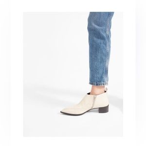 Everlane Boss Bootie size 9. Color Bone. Brand new in box. Never worn